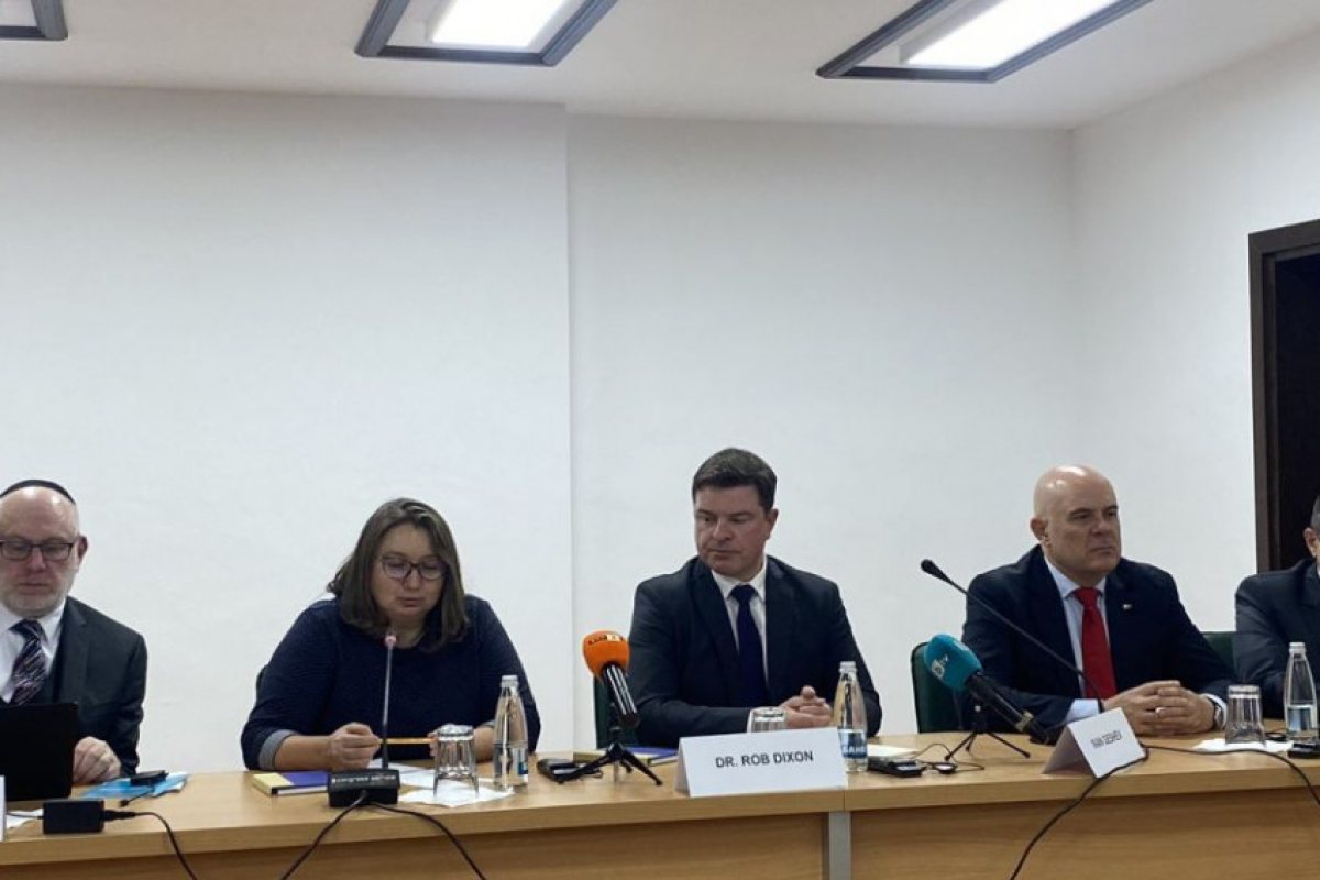 Британският посланик Роб Диксън: Великобритания започва програма от семинари в подкрепа на киберустойчивостта на България