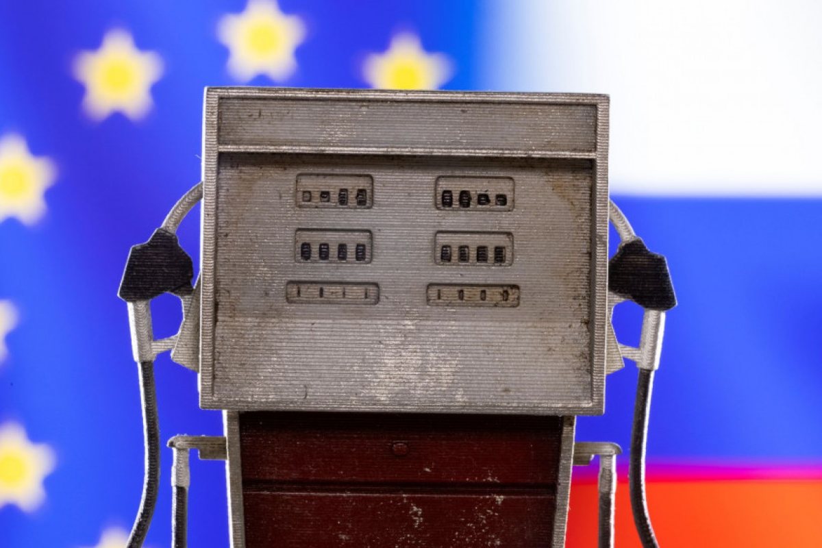 Русия е убедена, че ще намери пазари за нефта си извън западните държави. Очаква се Москва да спре напълно доставките на нефт за "ЕС" и респективно за България
