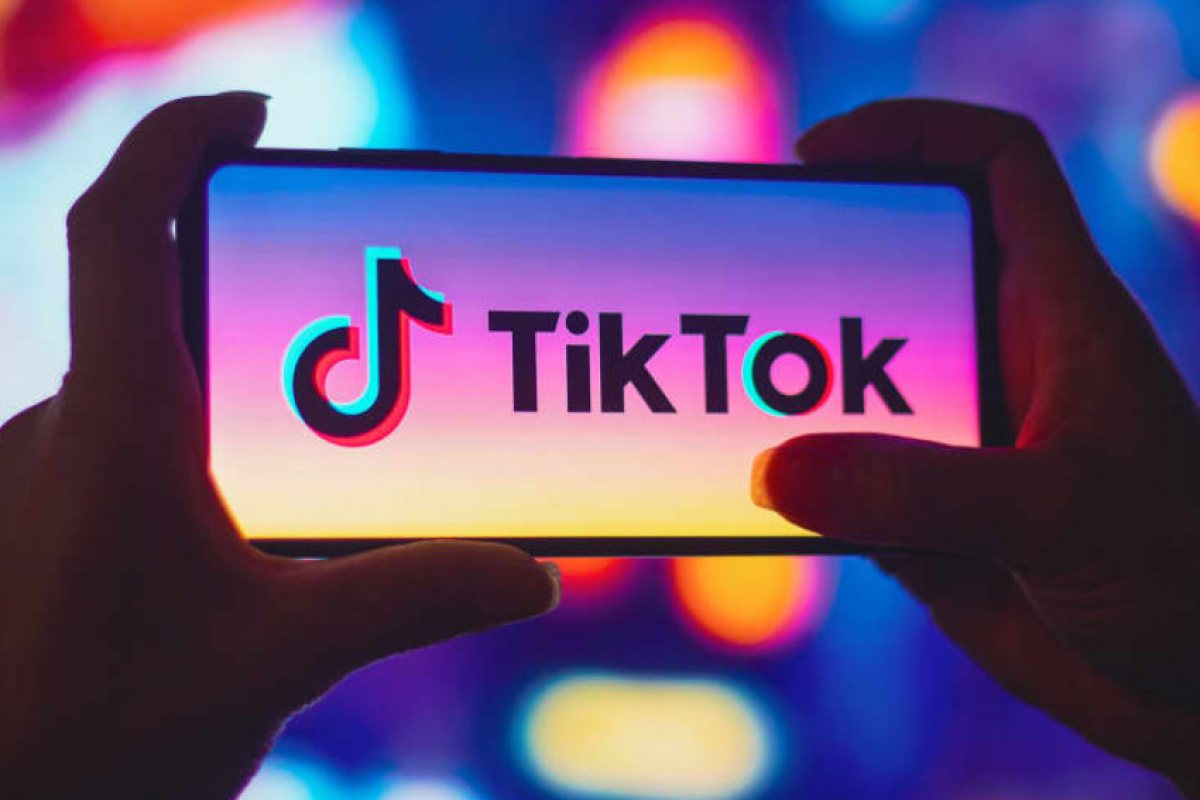 САЩ внасят законопроект за забрана на все по-популярната TikTok
