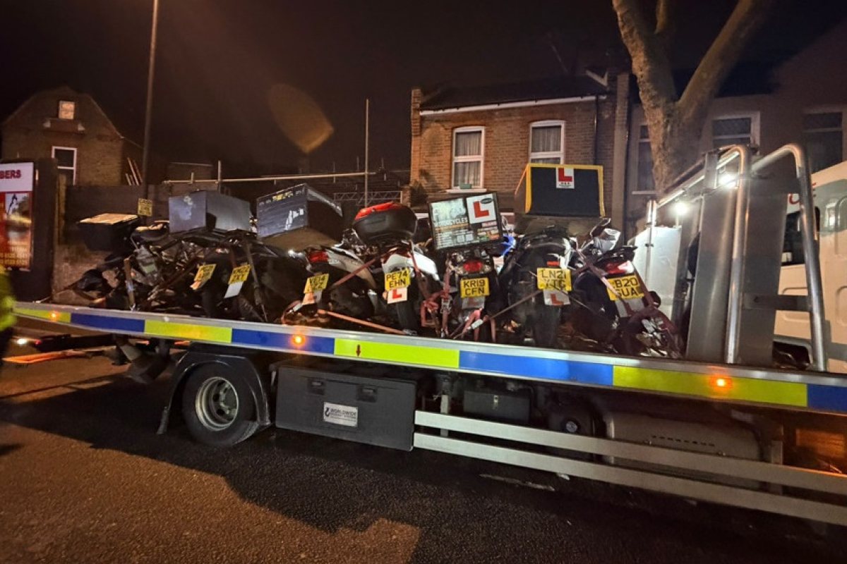 Ударна акция в Walthamstow: Общината конфискува десетки скутери и ел-тротинетки за един уикенд