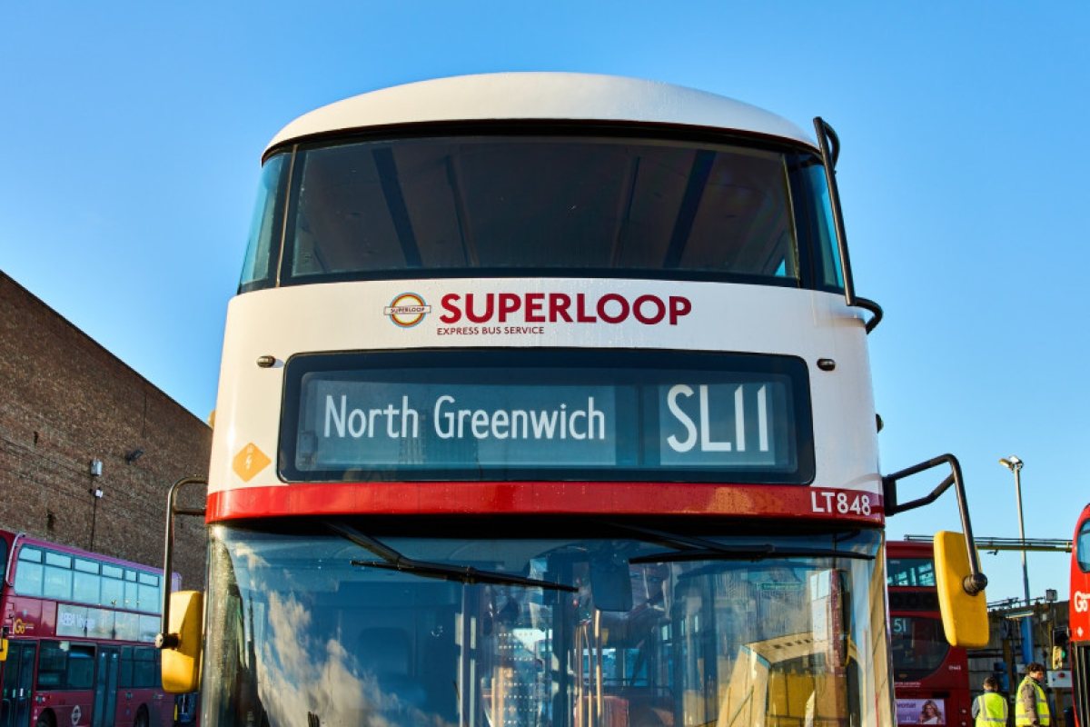 Полезно за пътуващите: Пуснаха новата експресна линия Superloop SL11 в Лондон