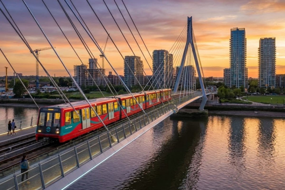 Добра новина: Разширяват и удължават линията на DLR* чак до Темзмийд (Thamesmead)