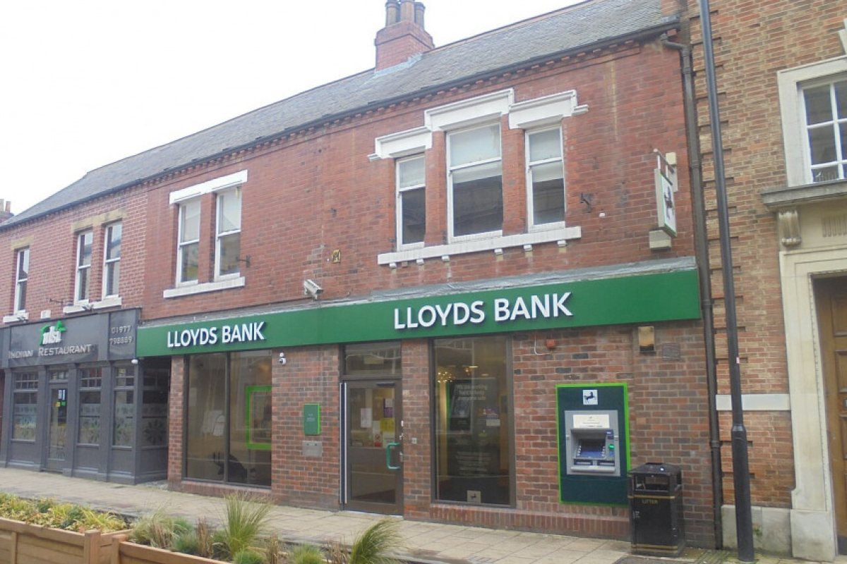 Великобритания: Lloyds, Halifax и Bank of Scotland затварят още 95 клона