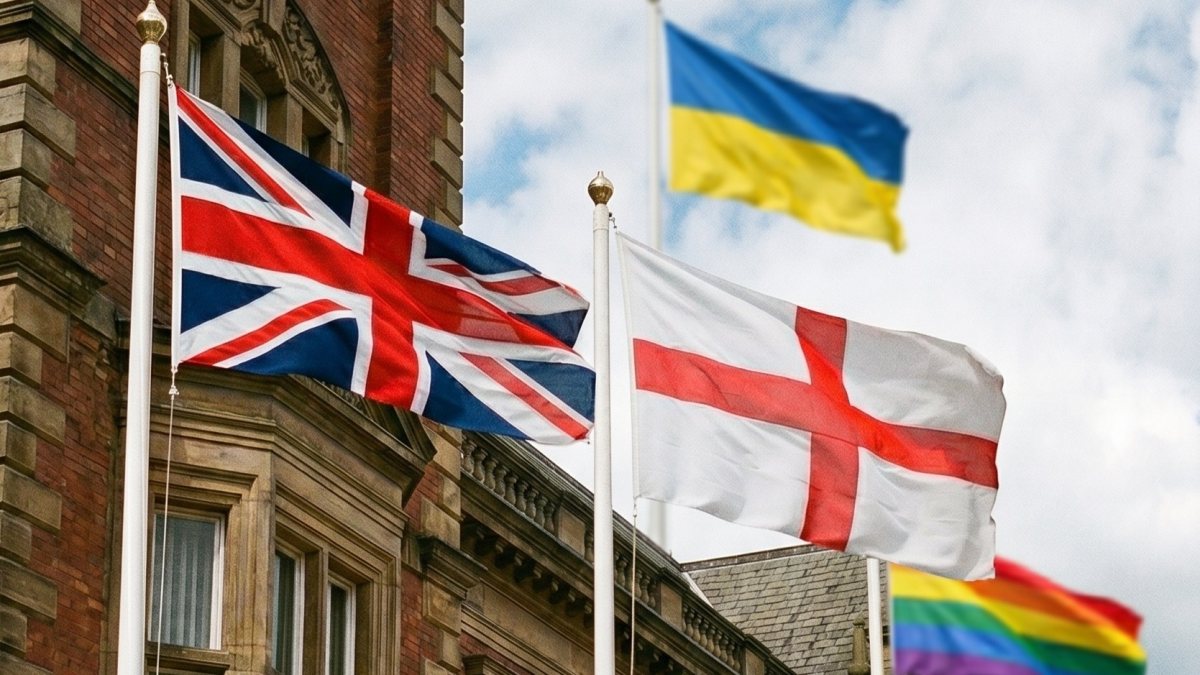 Управляваната от Reform UK община Хейвъринг сваля украинското знаме и флага на прайда