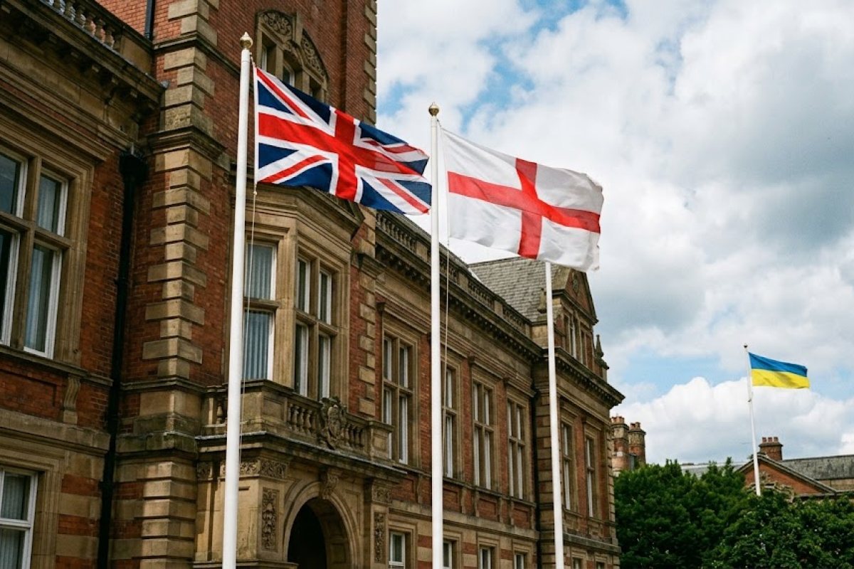 Управляваната от Reform UK община Хейвъринг сваля украинското знаме и флага на прайда