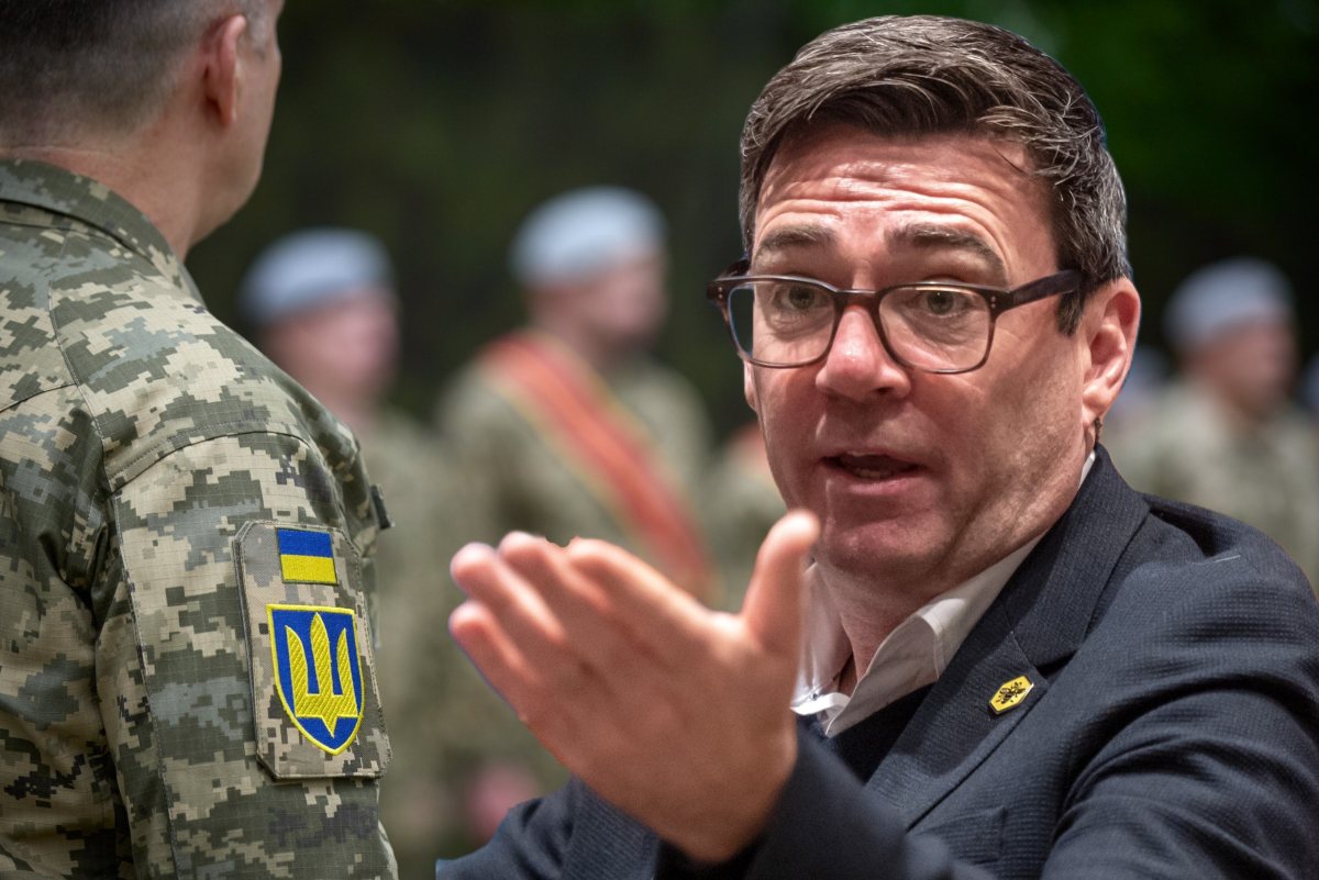 Позицията на Анди Бърнъм за Украйна: От хуманитарна подкрепа в Манчестър до глобалната мрежа UNBROKEN