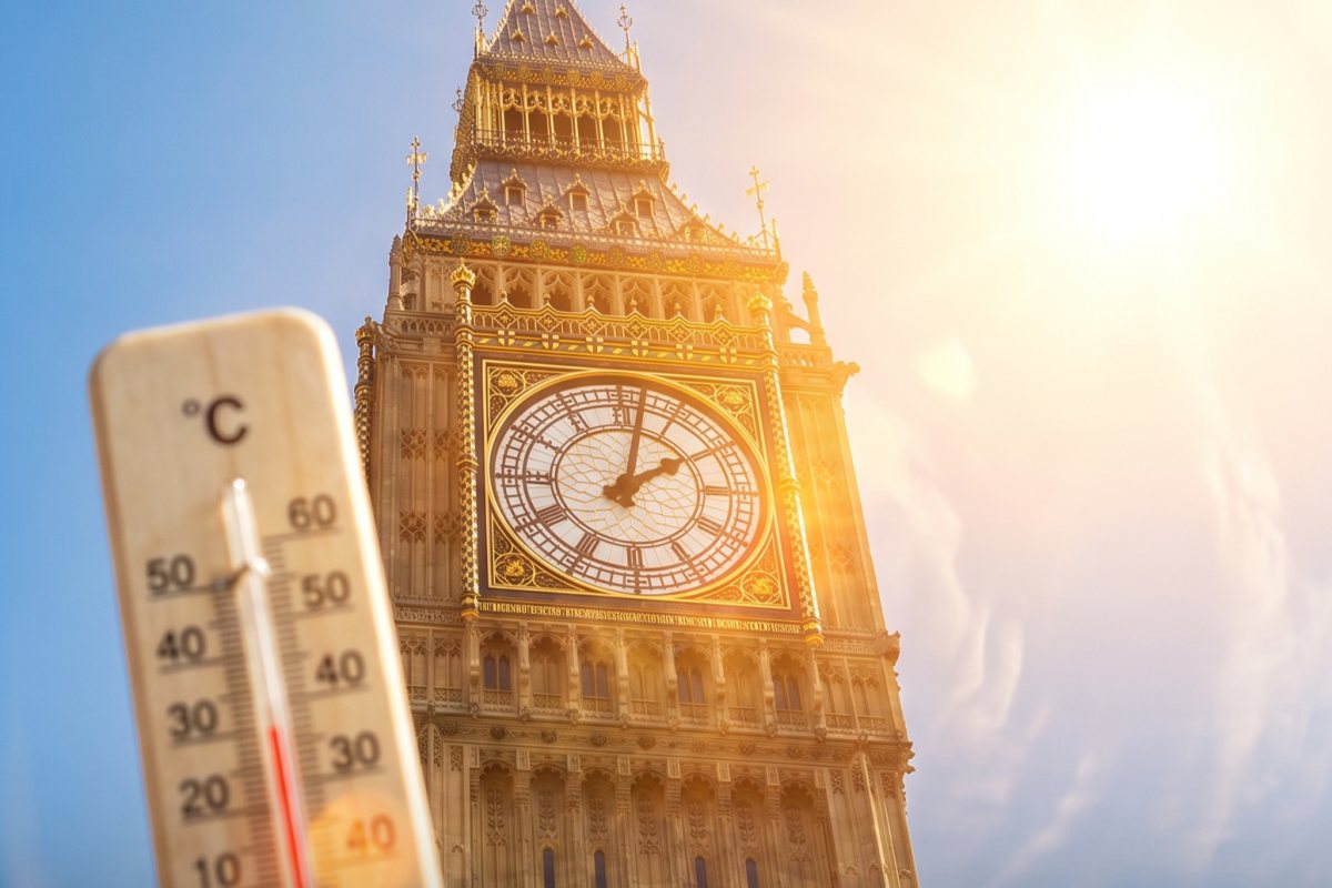 Лондон: Великобритания се подготвя за поредна гореща вълна и 36°C