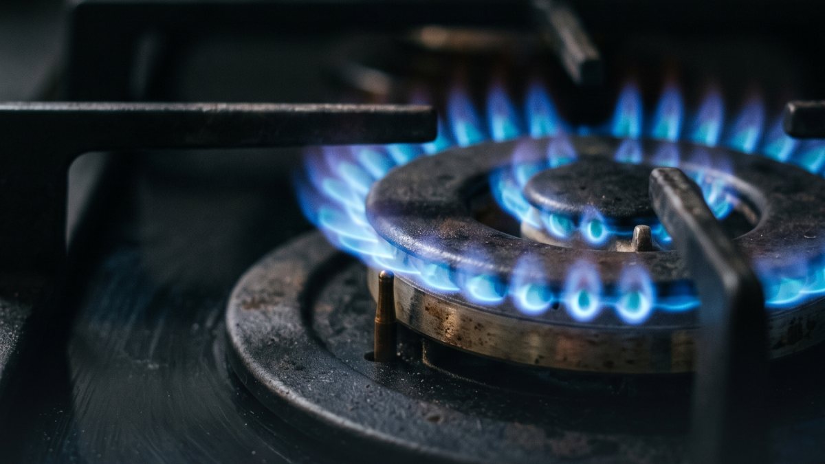 Сметките за енергия във Великобритания достигат тригодишен връх