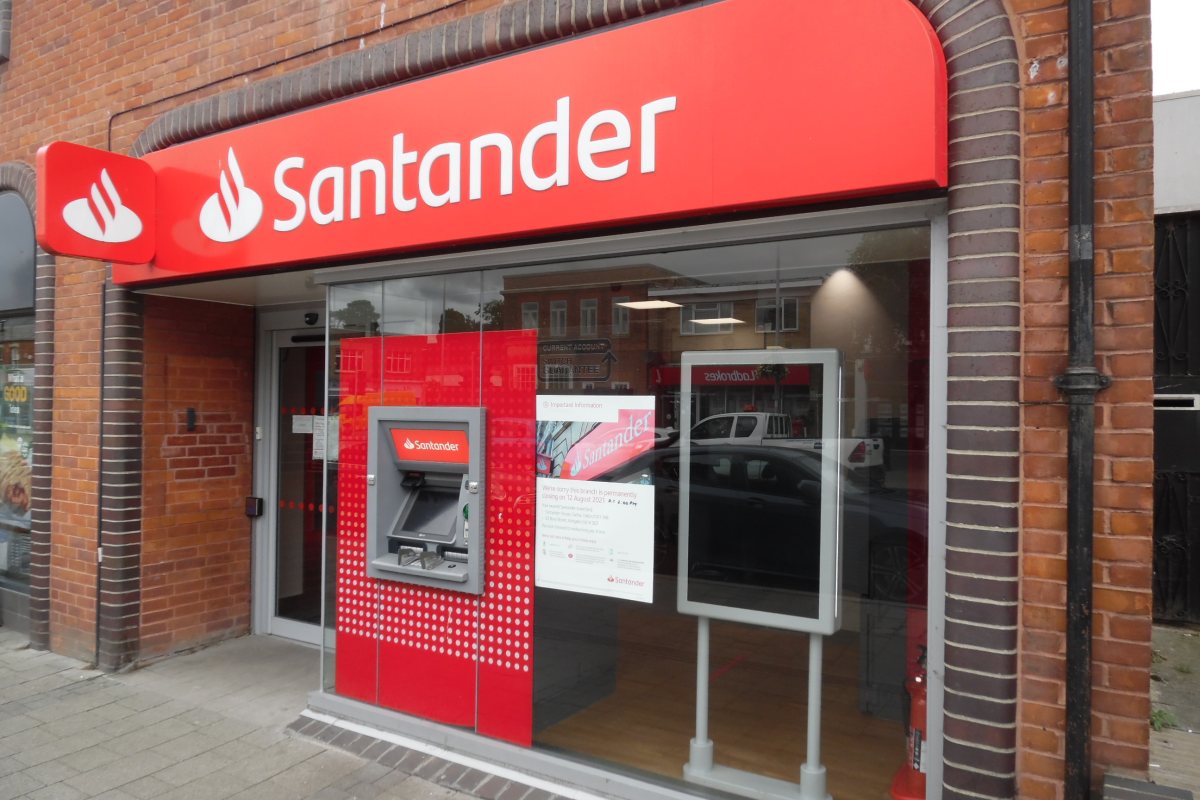 Santander с бонус от £240 за прехвърляне на сметка при тях