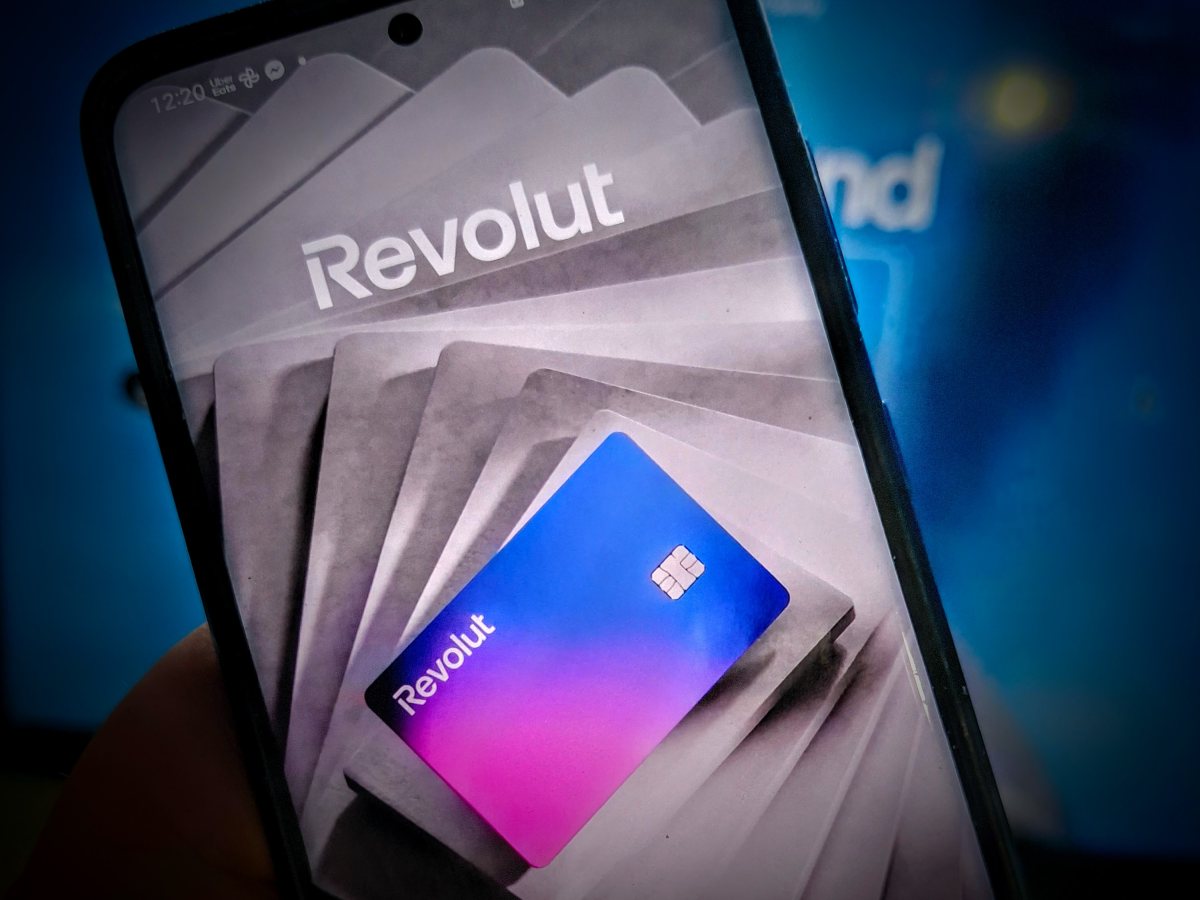 Пробив в Revolut: Изтекоха лични данни след измама