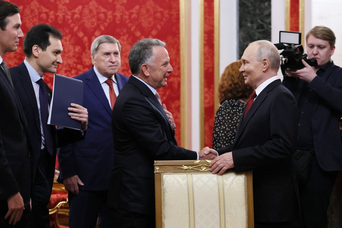 Пратеникът на САЩ обсъди в Санкт Петербург условия за мир с Путин