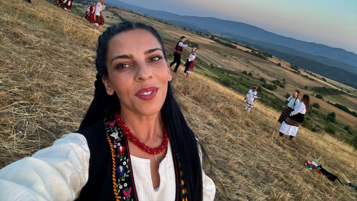 От смела мечта до над 150 танцьори: Вероника Валентинова пред „Новини Лондон“ за мисията на ТК „Пагане“