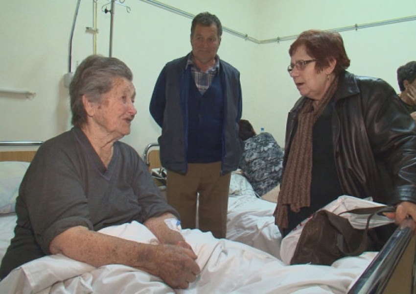 93-годишна баба пребита в дома си за 50 лева