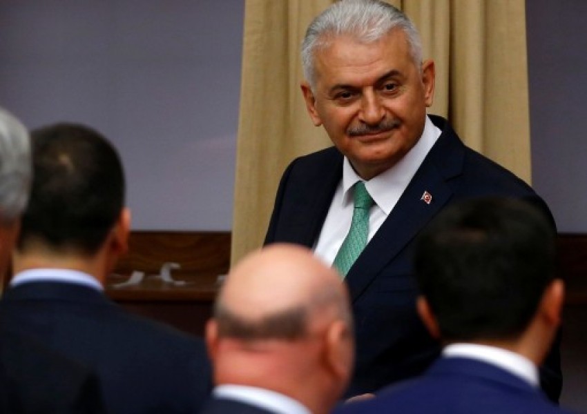 Турция на крачка от референдум за президентска република