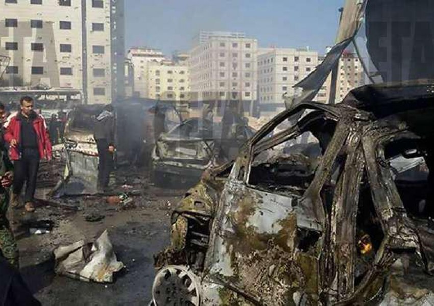 Атентат с кола-бомба в Дамаск, има жертви