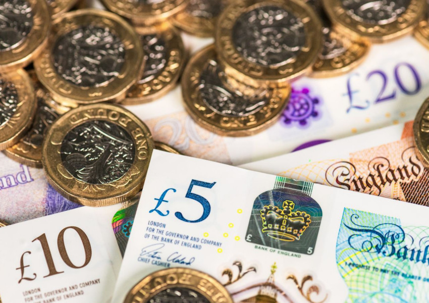 Увеличава се минималната заплата във Великобритания