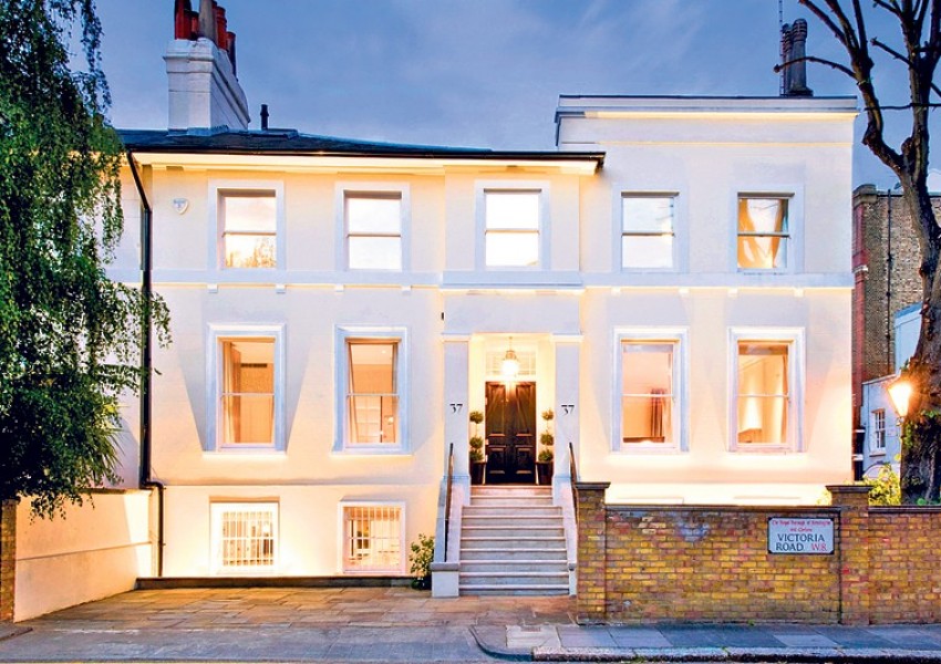 Колко ще струват имотите в Лондон до 2030 година?