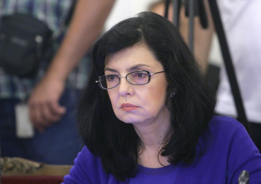 Кунева: По-вицепремиер от това, което съм в момента, няма как да стана в МОН