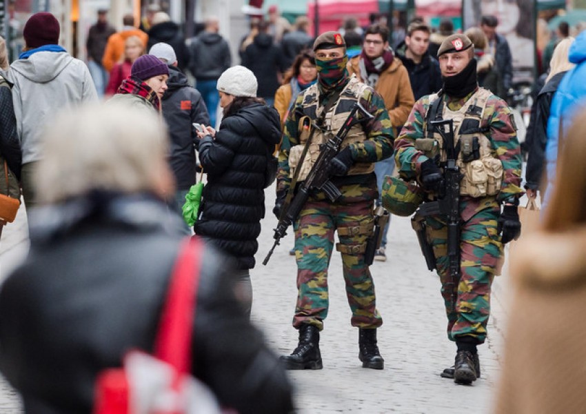 Майка на джихадист в Белгия получи SMS: Не излизай днес!