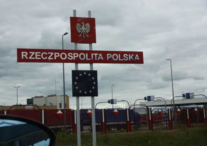 Полша въвежда граничен контрол през лятото