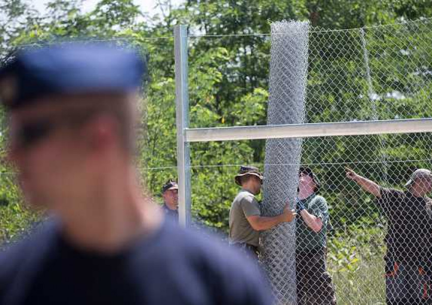 Сърбия въвежда задължително военно обучение