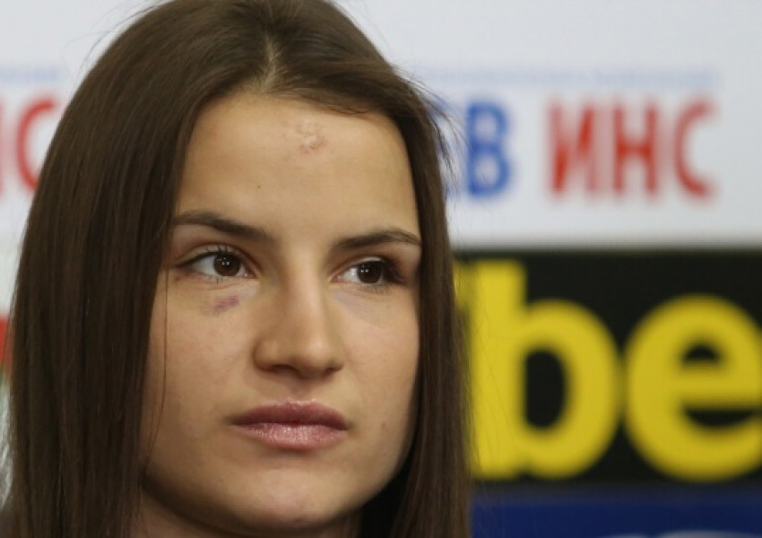 Шампионката по борба Биляна Дудова е направила опит за самоубийство
