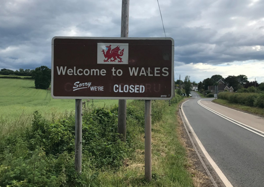 Пада забраната за пътуване в Уелс