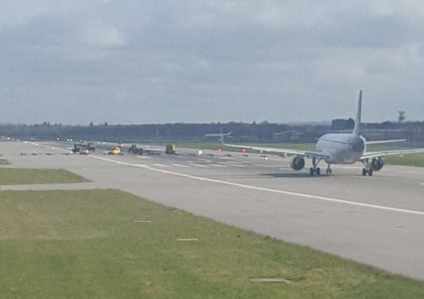 Извънредна ситуация на летище "Гетуик" заради проблем с пистата