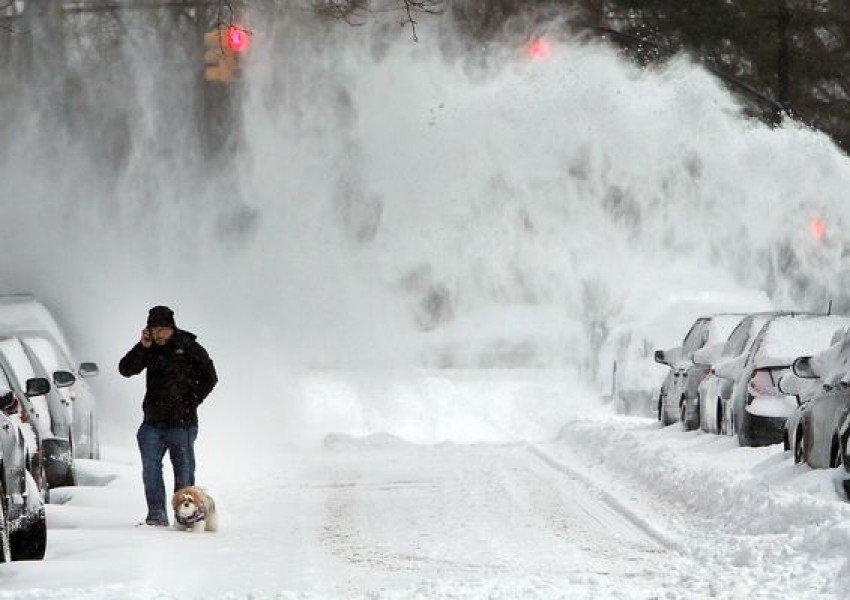 Мощна зимна буря удря източните части на САЩ