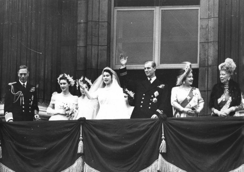 Вижте сватбата на кралица Елизабет II и принц Филип (РЕТРО СНИМКИ)
