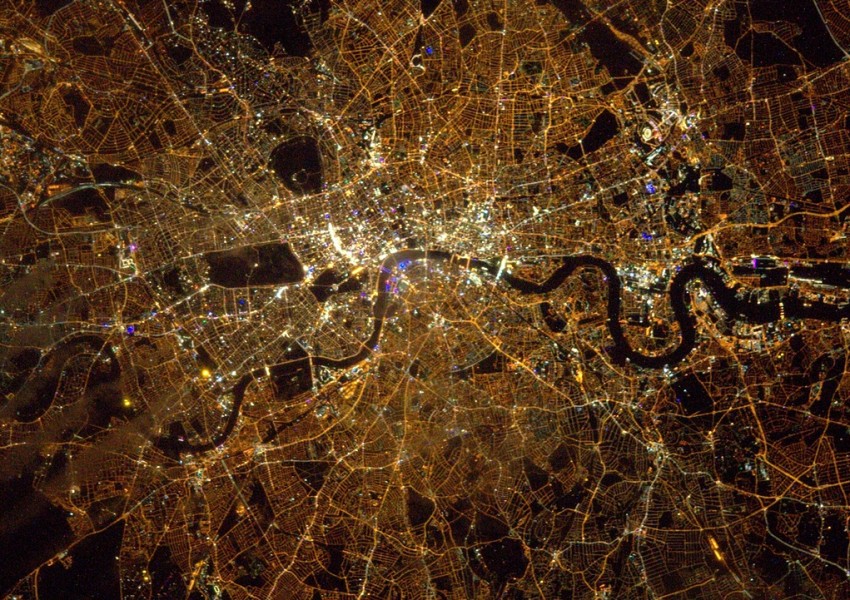 Как изглежда Лондон от Космоса (СНИМКИ)
