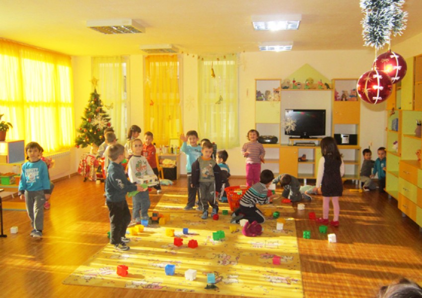 10 000 деца в София без право на детска градина