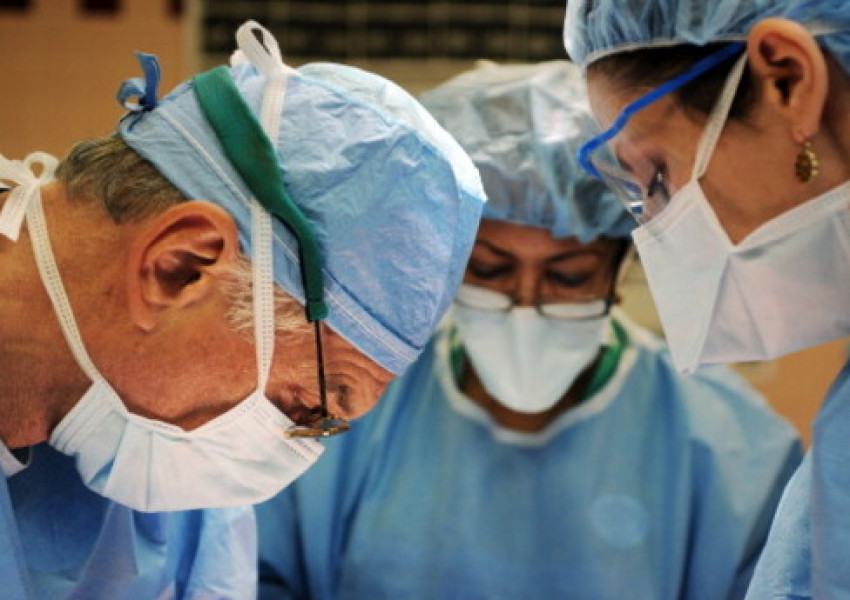 Защо лекарите бягат от България