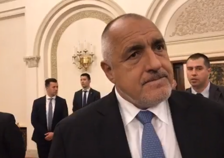 Турция отказа да се извини за изказванията на външния си министър