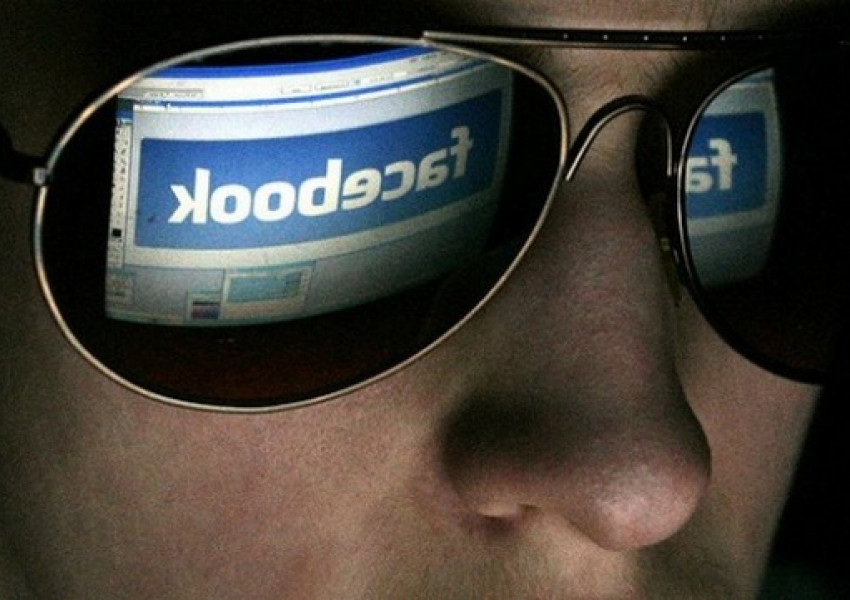 Facebook използва изкуствен интелект, за да разпознава потенциални самоубийци