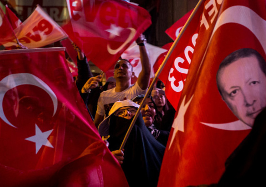 Три точки от турския референдум влизат в сила незабавно
