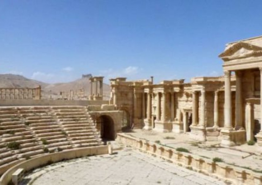 Какво остана от свещения град Палмира след Ислямска държава (СНИМКИ)