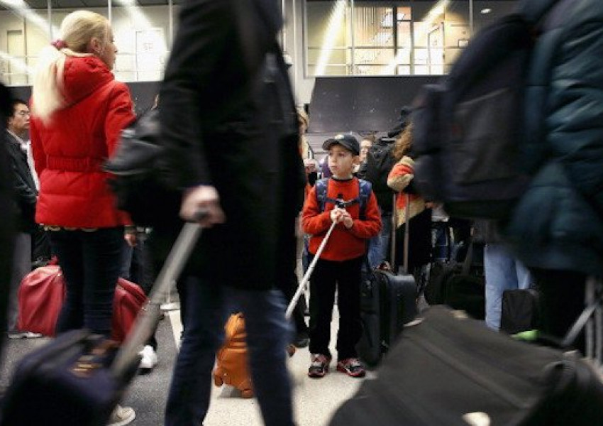 7-годишно българче припадна от глад на автогарата в Прага