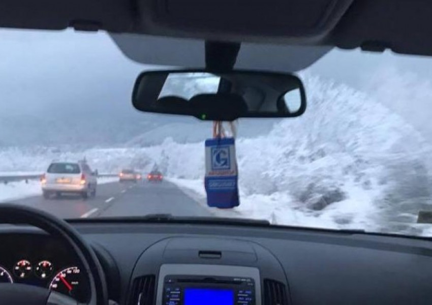 Да пускаме ли климатика на колата през зимата?