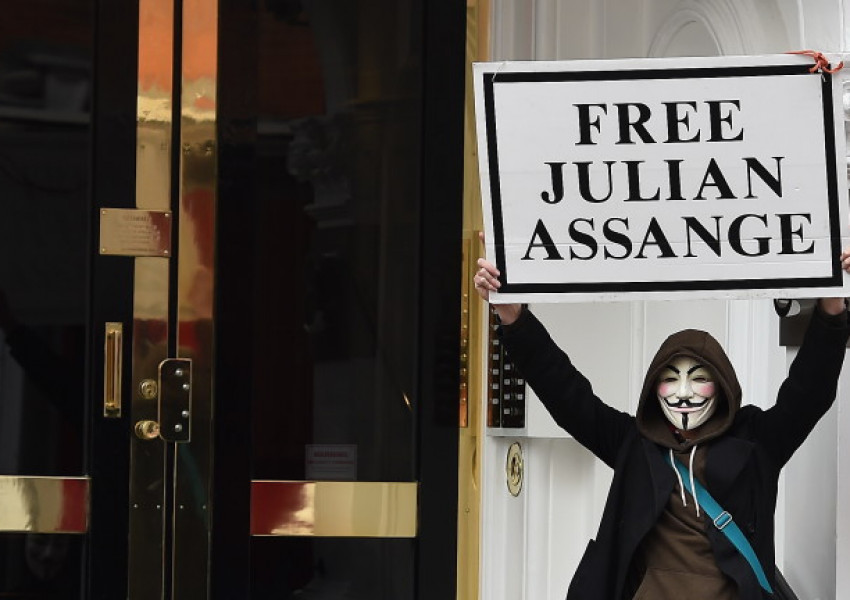 WikiLeaks обяви: Асандж е шпиониран в посолството на Еквадор