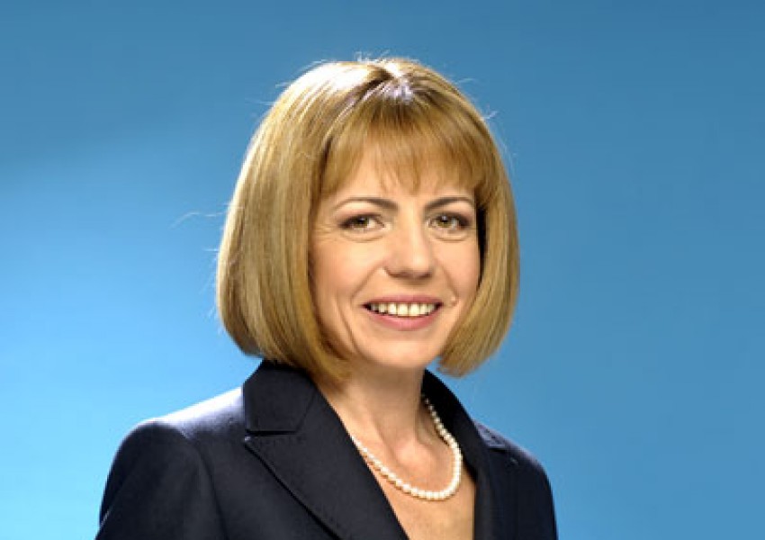 Йорданка Фандъкова е най-одобряваният политик в България