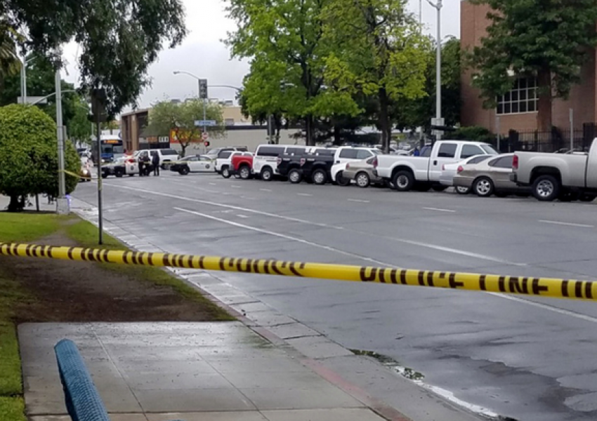 Мъж простреля трима души в Калифорния, крещейки „Аллах е велик“