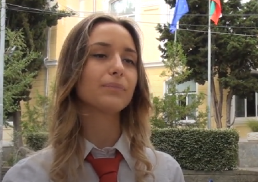 Връх след връх: Шампион на матурите в Пловдив ще учи в Англия 