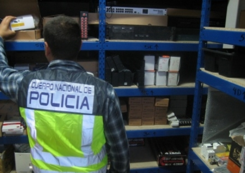 Българи замесени в международна мрежа за нелегална телевизия