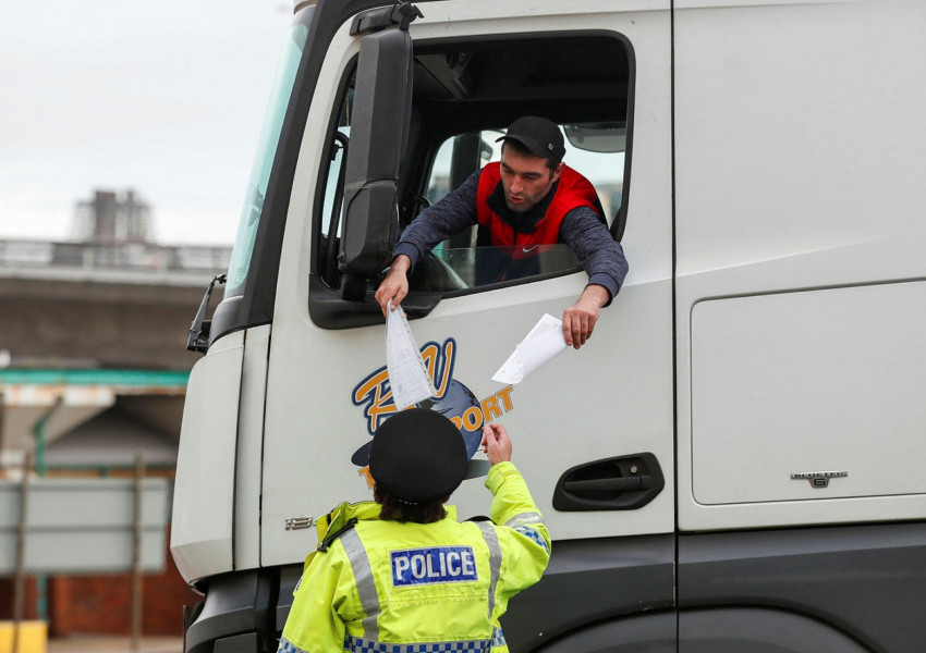 Великобритания: Задължителен ковид-тест за шофьорите на камиони пътуващи до Острова...