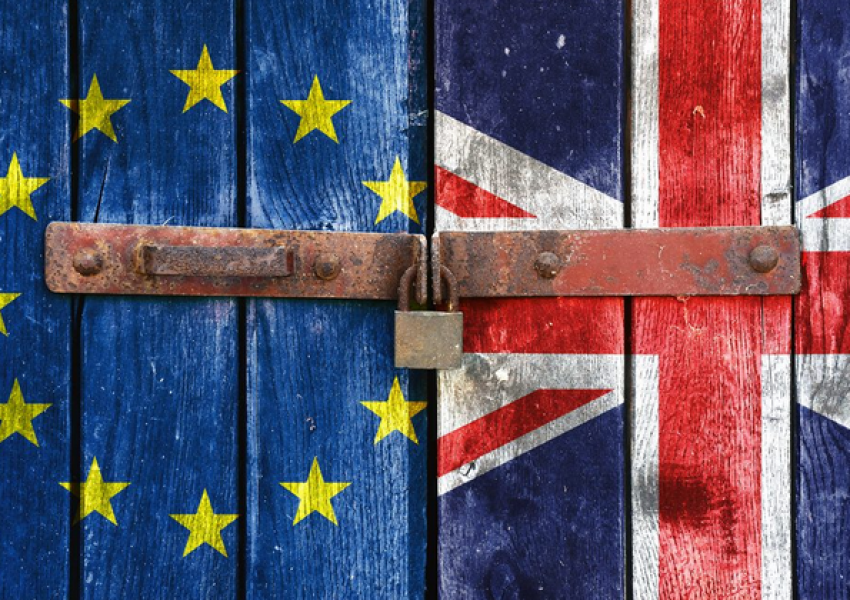 Европейските имигранти във Великобритания генерират повече приходи, отколкото разходи