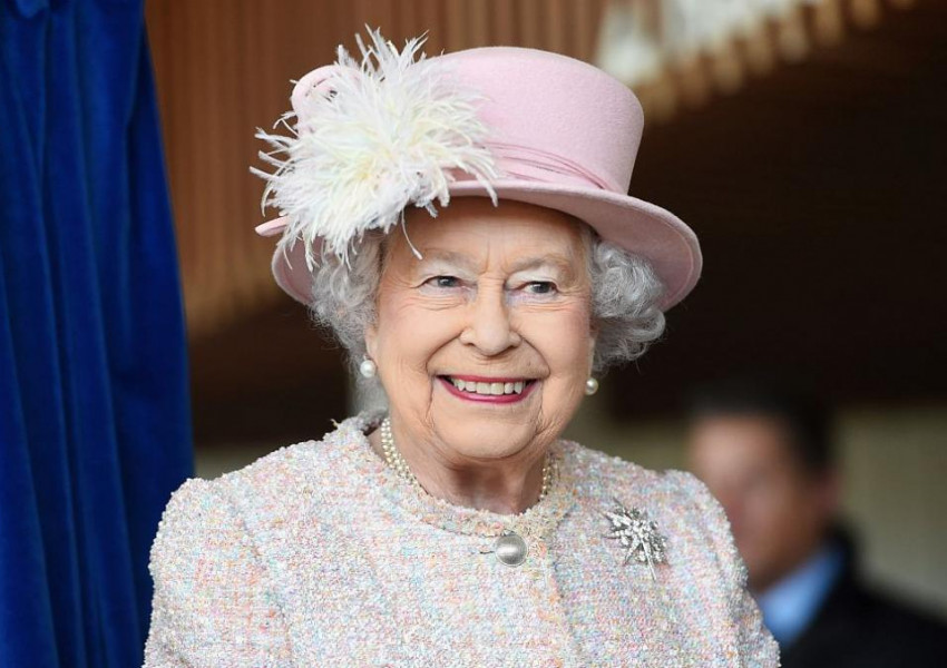 Колко е богата кралица Елизабет II в края на 2018 г.