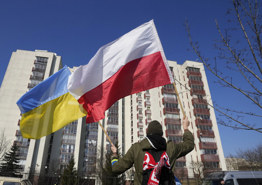 Полша критикува Германия и я призова да изпрати на Украйна оръжията от които се нуждае за отпор на руската агресия