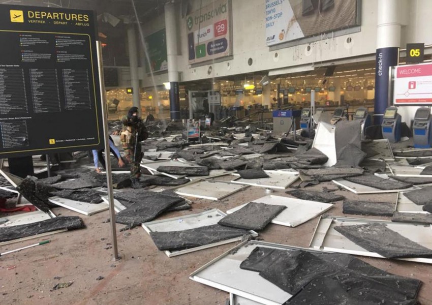 Викове на арабски са се чули преди експлозиите на летището в Брюксел