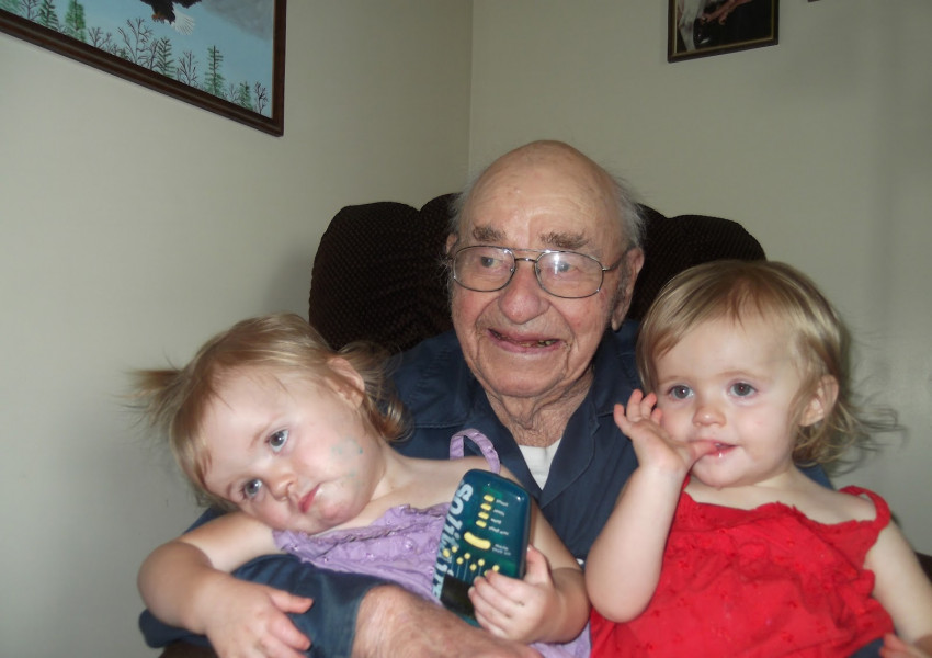 Хайки от социални служители погват децата на губертчиите